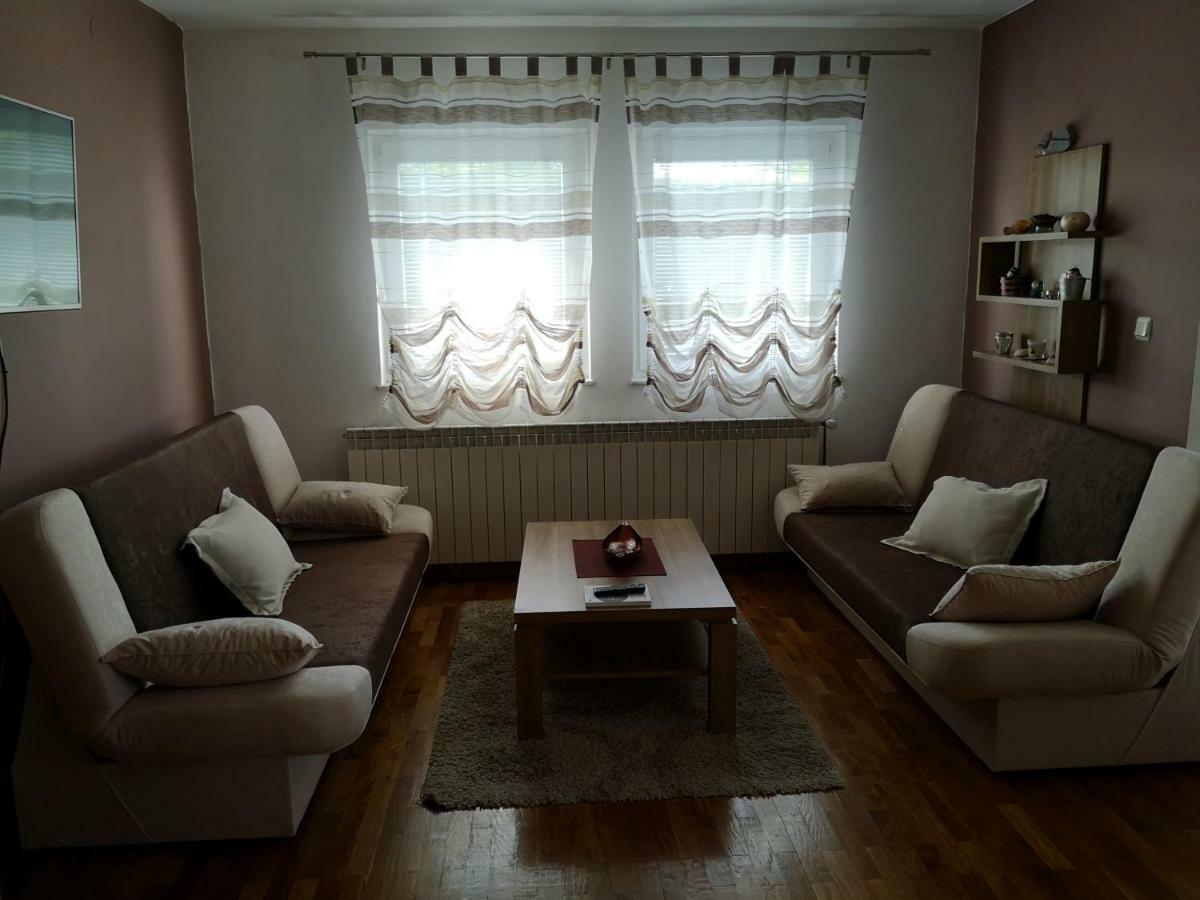 Apartment Igor - Holiday Home Ostarije Exteriér fotografie
